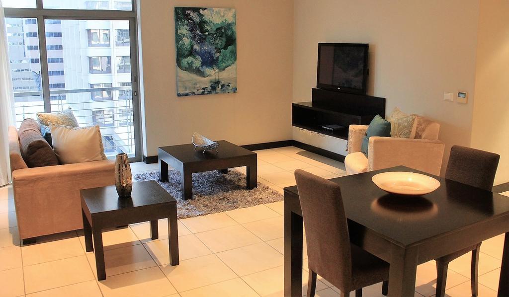 Full Power, Long Stay Rates, Walk To V&A Waterfront, Fibre Wifi, Gym & Pool Cape Town Exterior photo